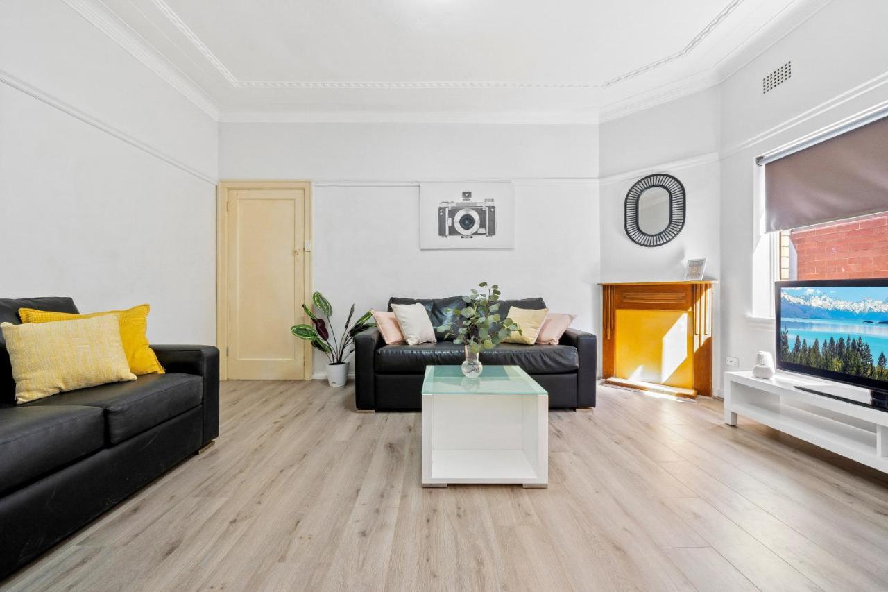 Burwood Newly Renovated 2 Bedroom Apartment Sidney Dış mekan fotoğraf
