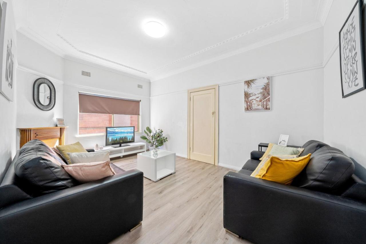 Burwood Newly Renovated 2 Bedroom Apartment Sidney Dış mekan fotoğraf